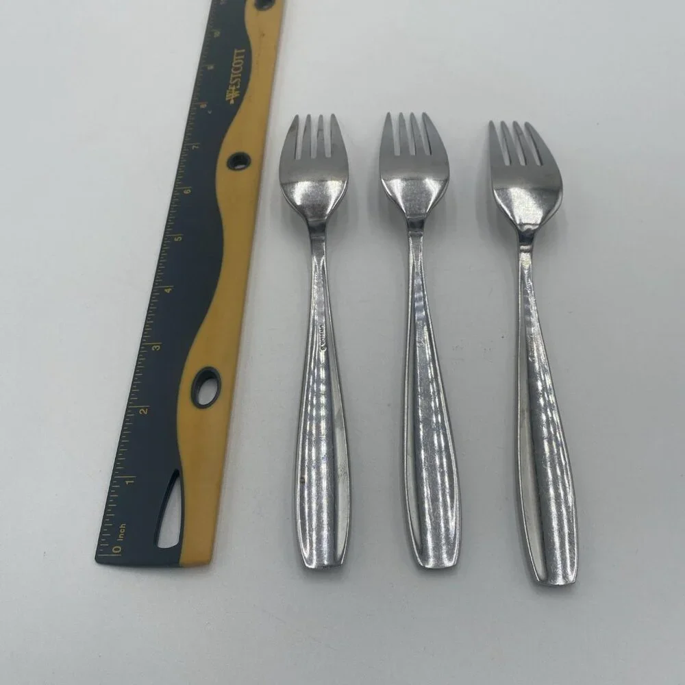 Oneida Satin Bristol Everdale Forks Set 3 Stainless Steel Flatware 8